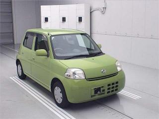 DAIHATSU ESSE