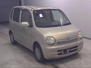 DAIHATSU MOVE LATTE