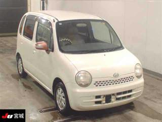 DAIHATSU MOVE LATTE