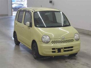 DAIHATSU MOVE LATTE