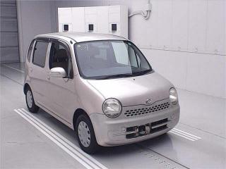 DAIHATSU MOVE LATTE