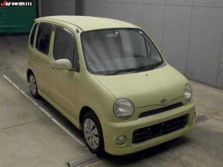 DAIHATSU MOVE LATTE