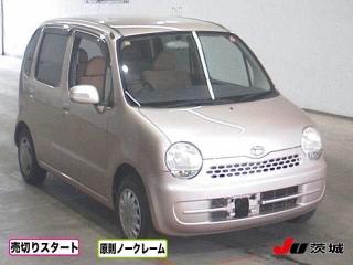 DAIHATSU MOVE LATTE