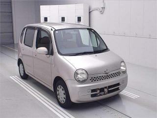 DAIHATSU MOVE LATTE