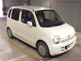 DAIHATSU MOVE LATTE