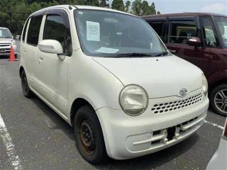 DAIHATSU MOVE LATTE