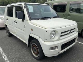 DAIHATSU NAKED