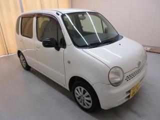 DAIHATSU MOVE LATTE