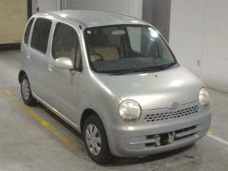 DAIHATSU MOVE LATTE