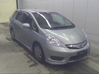 HONDA FIT SHUTTLE
