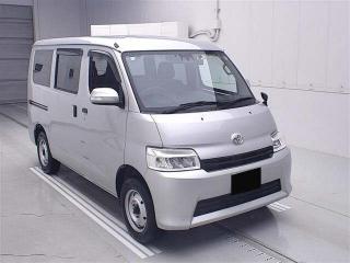 TOYOTA TOWN ACE