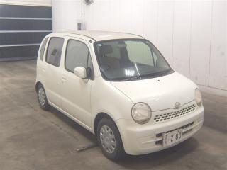DAIHATSU MOVE LATTE
