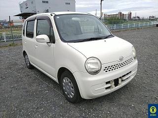 DAIHATSU MOVE LATTE