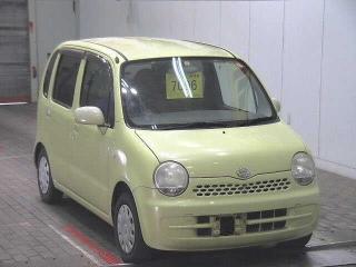 DAIHATSU MOVE LATTE