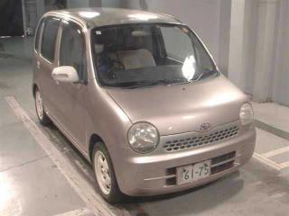 DAIHATSU MOVE LATTE