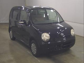 DAIHATSU MOVE LATTE