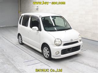 DAIHATSU MOVE LATTE