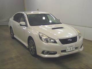 SUBARU LEGACY B4