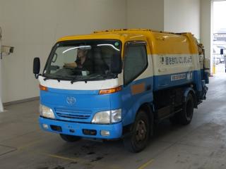 TOYOTA DYNA