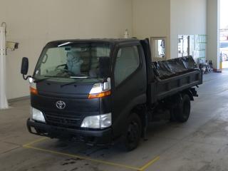 TOYOTA DYNA