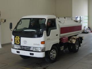 TOYOTA DYNA