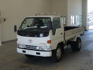 TOYOTA DYNA