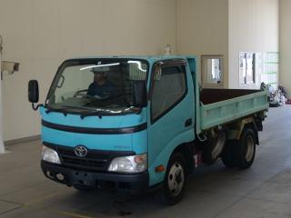 TOYOTA DYNA