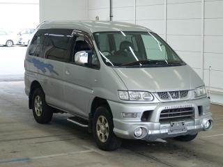 MITSUBISHI DELICA SPACE GEAR