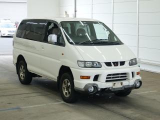 MITSUBISHI DELICA SPACE GEAR