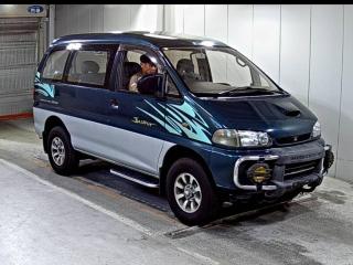 MITSUBISHI DELICA SPACE GEAR