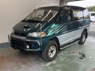 MITSUBISHI DELICA SPACE GEAR