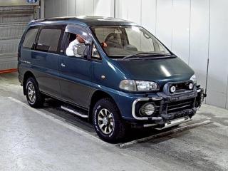 MITSUBISHI DELICA SPACE GEAR