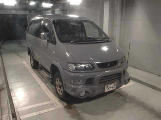 MITSUBISHI DELICA SPACE GEAR