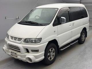 MITSUBISHI DELICA SPACE GEAR
