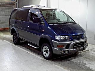 MITSUBISHI DELICA SPACE GEAR