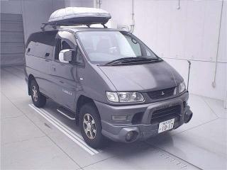 MITSUBISHI DELICA SPACE GEAR