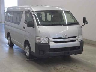TOYOTA HIACE WAGON