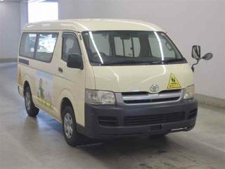 TOYOTA HIACE WAGON