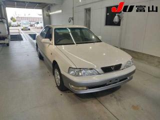 TOYOTA VISTA