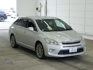 TOYOTA MARK X ZIO