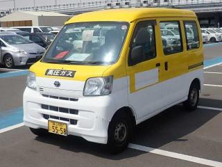 TOYOTA PIXIS VAN