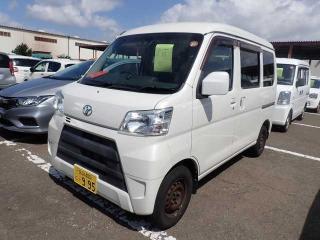 TOYOTA PIXIS VAN