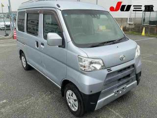 TOYOTA PIXIS VAN