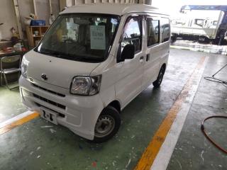 TOYOTA PIXIS VAN
