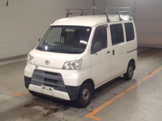 TOYOTA PIXIS VAN