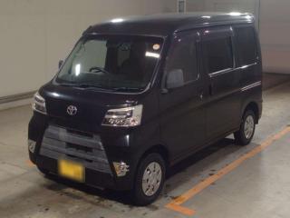 TOYOTA PIXIS VAN