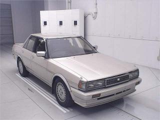 TOYOTA CRESTA