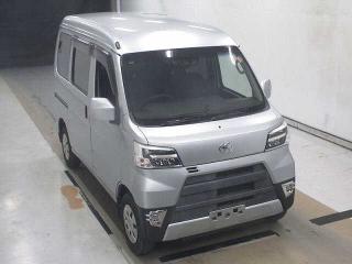 TOYOTA PIXIS VAN
