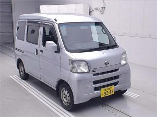 TOYOTA PIXIS VAN