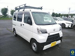 TOYOTA PIXIS VAN